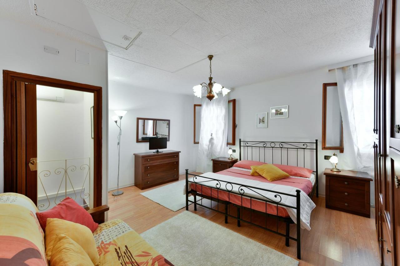 Bruna Holidays House บูราโน ภายนอก รูปภาพ